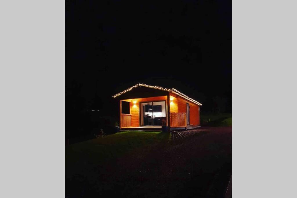 Bothan Dubh Self Catering Cabin Kishorn Exterior foto