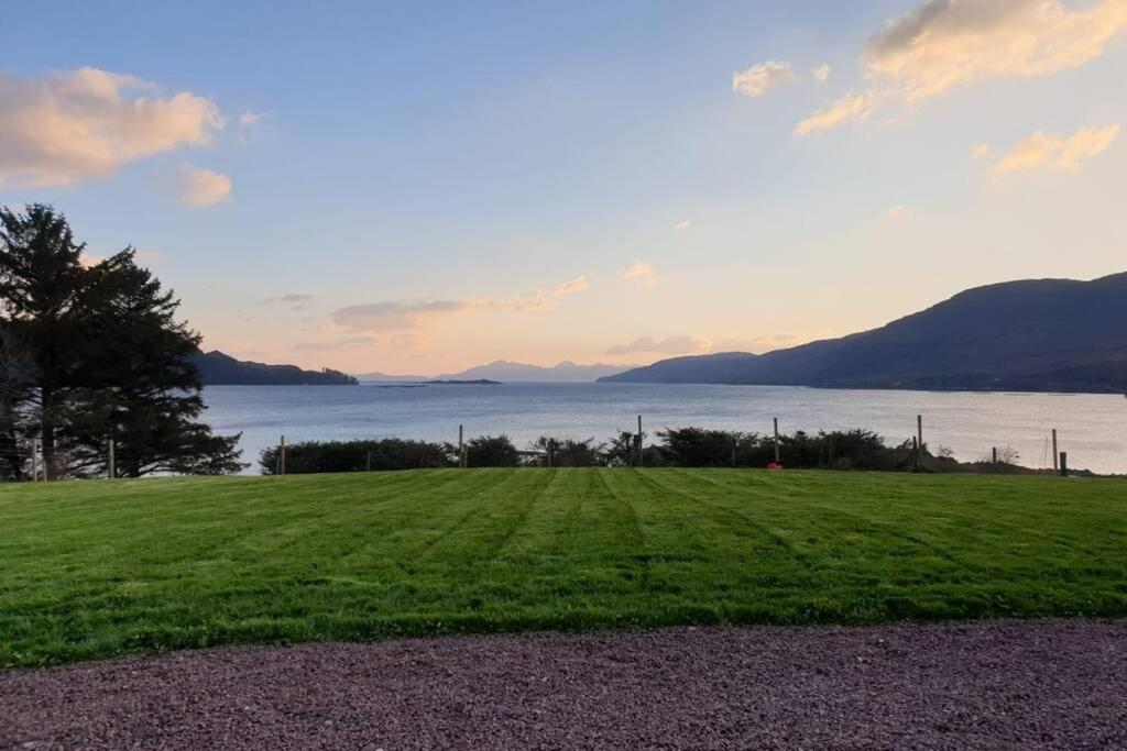 Bothan Dubh Self Catering Cabin Kishorn Exterior foto